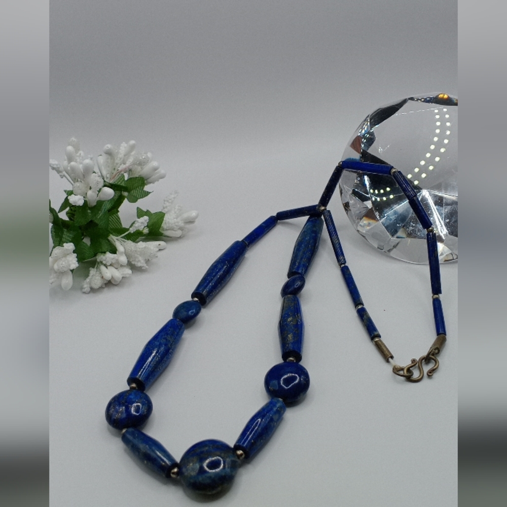 NEW Navy Blue Beaded Necklace with Graduated Design